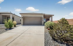 4904 LONG'S PEAK Road NE, Rio Rancho, NM 87144