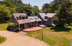 15 Tamarack Lane, Oak Bluffs, MA 02557