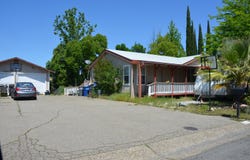 1047 Valli Court, Redding, CA 96003