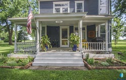 606 Illinois Ave, Hurley, SD 57036-2058