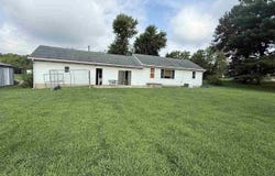 312 S Fulton Street, Clinton, IN 47842