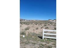 610 Desert Shadows Lane, Fernley, NV 89408