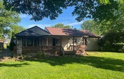 1153 Gulf Road, Elyria, OH 44035