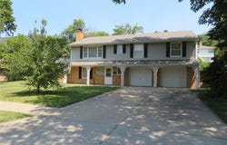1908 E 28th Avenue, North Kansas City, MO 64116