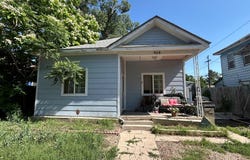 909 W 13th St, Pueblo, CO 81003
