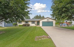 120 Tiffany, Cedarville, IL 61013
