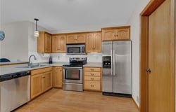 516 Graceview Loop, Saint Joseph, MN 56374