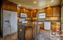 2931 Granite Ct, Cody, WY 82414