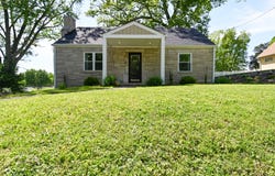 426 Avon Avenue, Plainfield, IN 46168