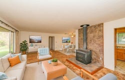 376 Mountain View Drive, Lewiston, CA 96052