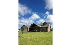 206 Long Bed Lane, Durant, OK 74701