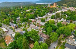 720 N 3rd St, Coeur d'Alene, ID 83814