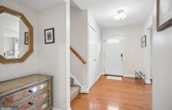 9739 IRONMASTER DR, BURKE, VA 22015