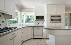 8311 Juniper Street, Prairie Village, KS 66207