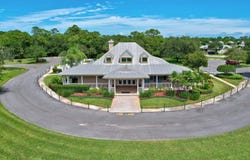 650 NE Waters Edge Lane, Port Saint Lucie, FL 34983
