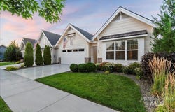 200 W Pavilion Lane, Meridian, ID 83646