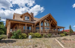 1421 STOCK Trail, Dubois, WY 82513