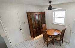 6101 W 81st Place, Burbank, IL 60459