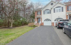 128 Heron Court, Manalapan, NJ 07726