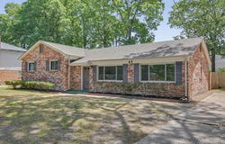 47 Azalea Dr, Hampton, VA 23669