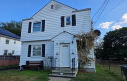 44 Locust, Bridgeport, CT 06610