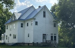 34 Troy Road, Burnham, ME 04922