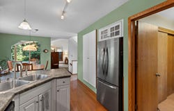 1505 Fox River Pkwy, Waukesha, WI 53189