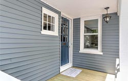 21 Glenwood Avenue, Pawtucket, RI 02860