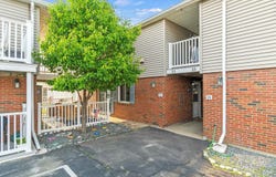 68 Kings Highway, Hampton, NH 03842