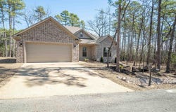 10 Acambaro Place, Hot Springs Village, AR 71909