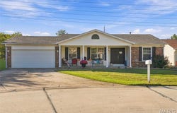 7 Cherrywood Court, St Peters, MO 63376