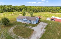 2185 Iowa Road, Ottawa, KS 66067