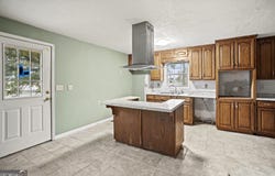 121 Canary Circle, Soperton, GA 30457