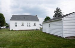 200 Helena Drive, Struthers, OH 44471