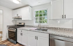 5180 Stone, Stone Mountain, GA 30083