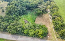 24345 State Avenue, Tonganoxie, KS 66086