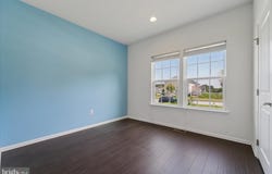700 W CHESTNUT STREET, COATESVILLE, PA 19320