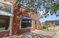 1817 N Main Street, Higginsville, MO 64037