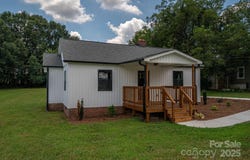 606 Mauney Avenue, Kings Mountain, NC 28086