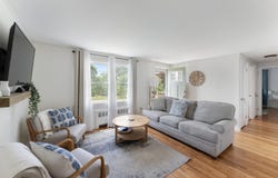 60 Bayshore Drive, New London, CT 06320
