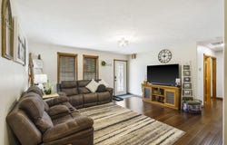 1427 W Missouri Street, Buffalo, MO 65622