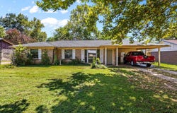 309 Henderson, Mt Pleasant, TX 75455