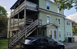 13 Pine Street, Rockingham, VT 05101