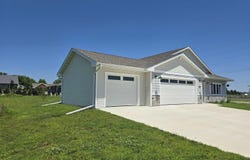 290 Fuller Drive, Garner, IA 50438