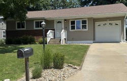 326 DUNDEE Road, East Peoria, IL 61611