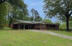 1220 Sunset Drive, Benton, AR 72015
