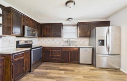277 NW 50 Road, Centerview, MO 64019