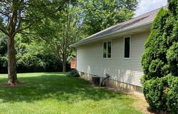 11656 Hawthorne Glen Drive, Grand Blanc, MI 48439