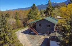 125 Spring Lane, Eureka, MT 59917