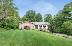 8 Manor Drive, Cambridge, OH 43725
